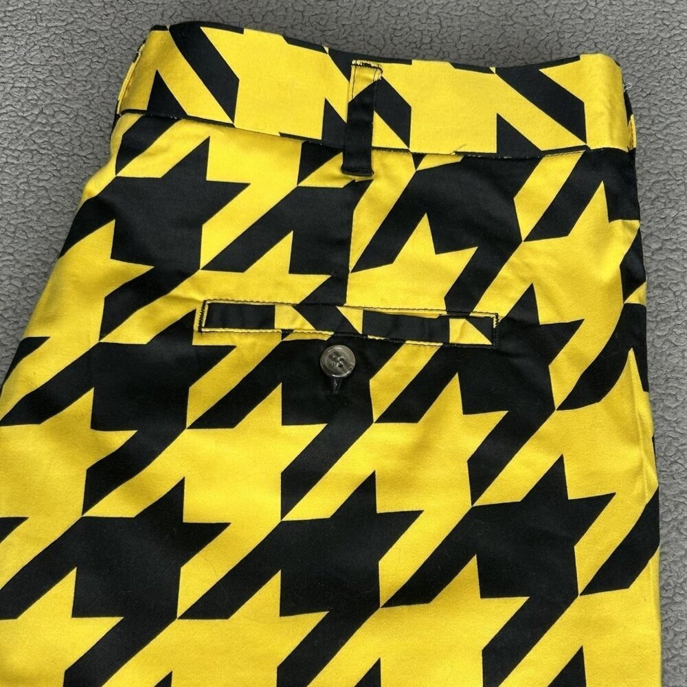 Loudmouth Golf Shorts Mens 38 Yellow Houndstooth Chino Stretch Golf 11 Inseam - Picture 3 of 10